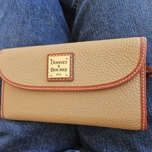 NWT Dooney & Burke wallet